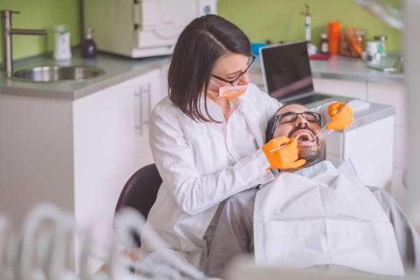 Best Dentist Open on Weekends  in Federal Y, WA